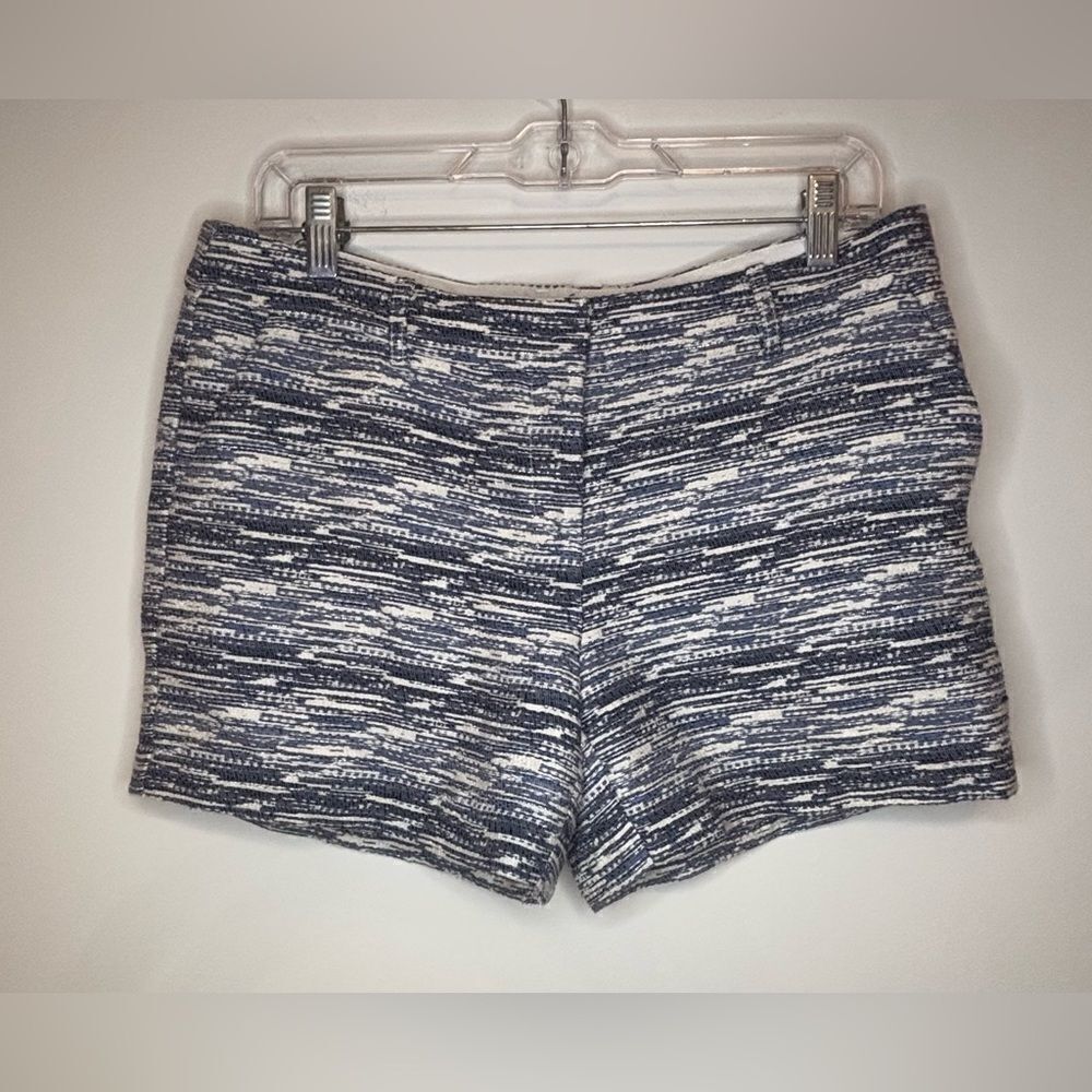 Katherine Barclay EUC blue/white striped metallic shorts Size 8